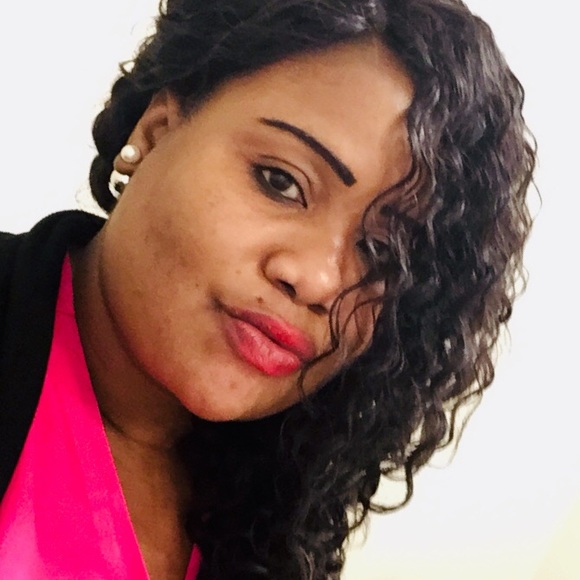 Meet your Posher, Rita - Picture 1 of 1